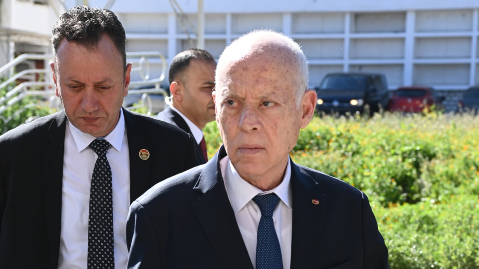 الرئيس قيس سعيد يكشف عن ملفات فساد في شركة اللحوم بالوردية بتونس