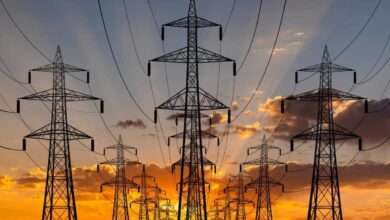 فواتير الكهرباء الجديدة تُشعل جدلاً واسعاً في سوريا بين السخط الشعبي والسجال السياسي