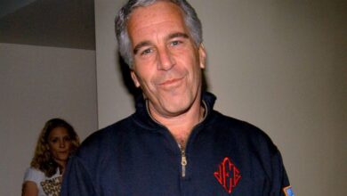 الكونغرس الأمريكي يشكّل لجنة تحقيق خاصة بجرائم جيفري إبستين في نيومكسيكو 2 الكونغرس الأمريكي يشكّل لجنة تحقيق خاصة بجرائم جيفري إبستين في نيومكسيكو