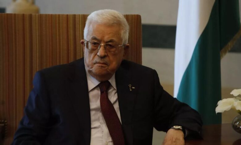 محمود عباس يهنئ شعب فلسطين والأمتين العربية والإسلامية بحلول رمضان