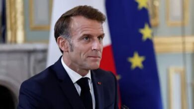 ماكرون يدعو الاتحاد الأوروبي لإصدار "يورو بوند" لتعزيز السيادة الاقتصادية