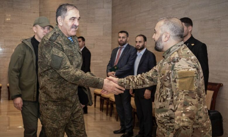 نائب وزير الدفاع الروسي يلتقي نظيره السوري في دمشق لبحث التعاون العسكري