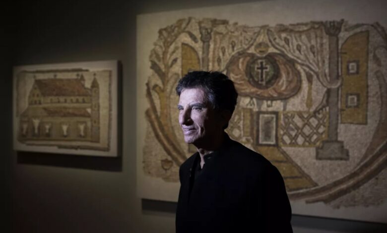 وزير فرنسي سابق تحت حماية الشرطة بسبب صِلاته بإبستين