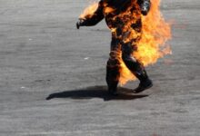 مزاح ينقلب مأساة في مصر.. مراهقون يحـ.رقون صديقهم