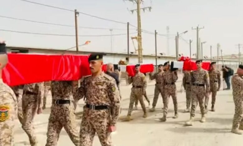 العراق وإيران يتبادلان 85 رفاتًا لضحايا حرب الثمانينيات عبر منفذ الشلامجة