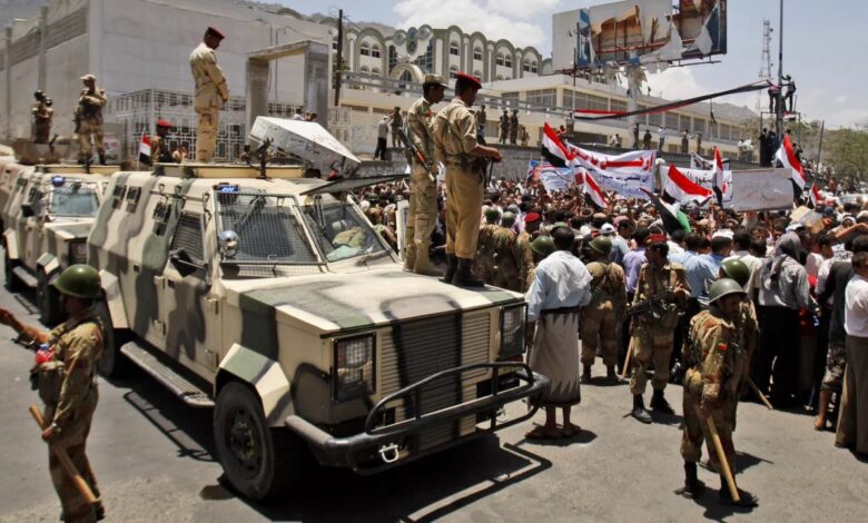 المجلس الانتقالي الجنوبي يدعو لاحتجاجات في عدن بعد عودة الحكومة اليمنية