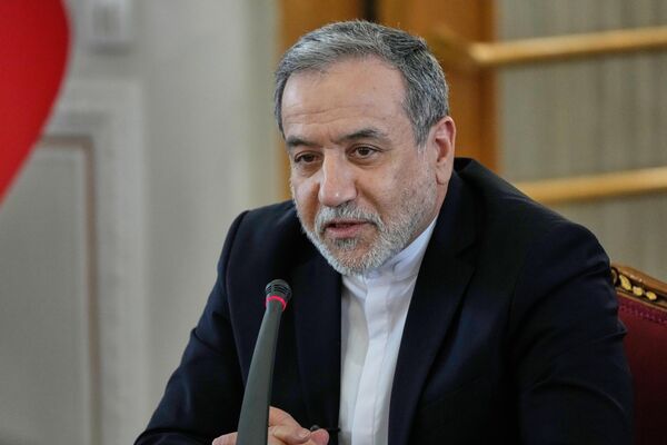 عراقجي: مسودة اتفاق مع واشنطن خلال أيام وترقب لتطور المفاوضات النووية