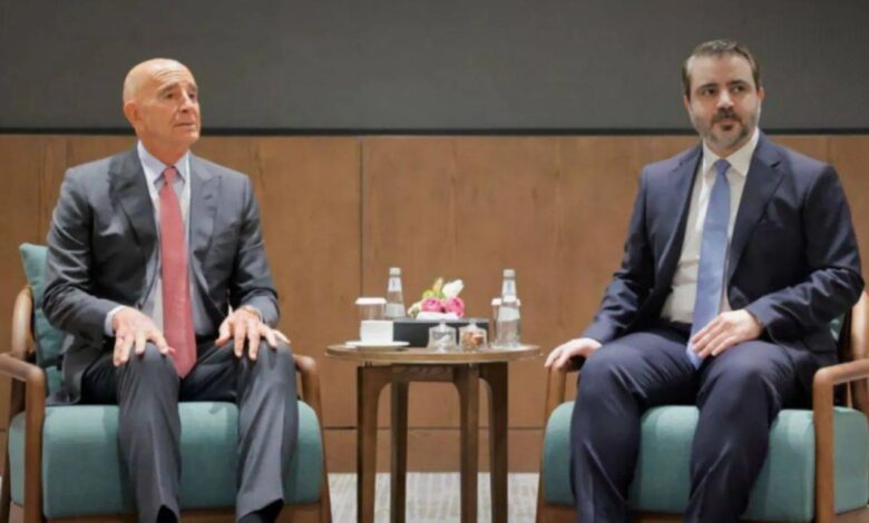 لقاء سوري–أمريكي يبحث إعادة تفعيل السفارة في واشنطن وملفات التعاون الاستراتيجي