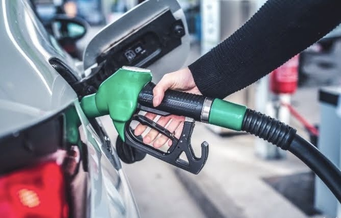 مصر ترفع ضخ الوقود 10% خلال رمضان لتلبية زيادة الطلب