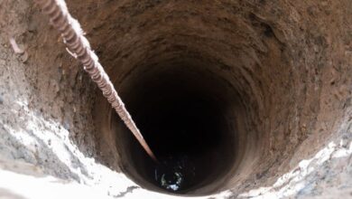 الحماية المدنية الجزائرية تنقذ ثلاثينياً سقط في بئر عمقه حوالي13متر بالوادي