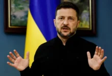 زيلينسكي: لن نقبل اتفاق سلام يتضمن انسحابا أحاديا من دونباس