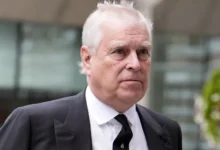 الشرطة البريطانية تعتقل الأمير السابق أندرو ماونتباتن للتحقيق في مخالفات مرتبطة بجيفري إبستين