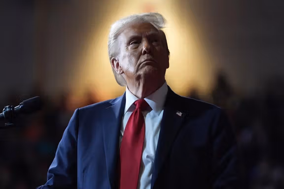 ترامب يؤكد: واشنطن لن تسمح لإيران بامتلاك سلاح نووي أو صواريخ باليستية