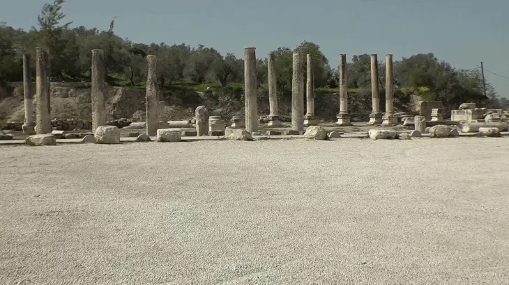 الاحتلال الإسرائيلي يوسّع مصادرة أراضي سبسطية ويحوّل مواقع أثرية إلى "أملاك دولة"