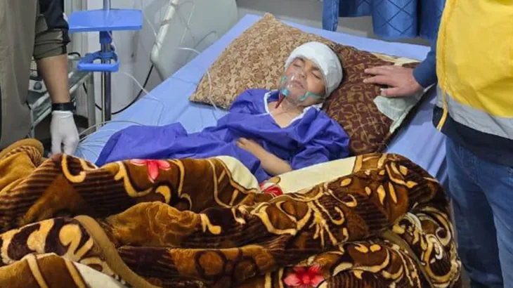 سوريا:إنقاذ الطفل عبد الرزاق الجبير بعد سقوطه في بئر بريف الرقة