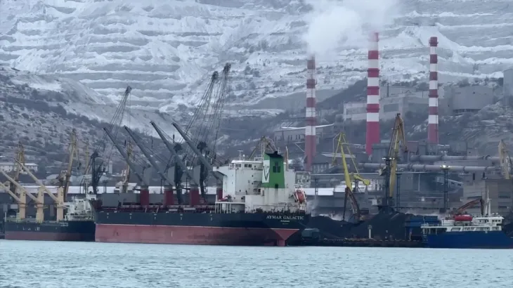 مواجهة بحرية جديدة في الحرب الأوكرانية: "أسطول الظل" الروسي تحت المجهر 1 مواجهة بحرية جديدة في الحرب الأوكرانية: "أسطول الظل" الروسي تحت المجهر