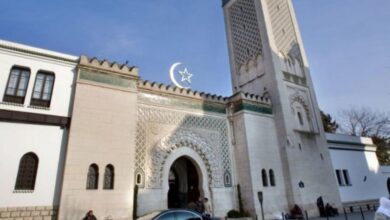 جدل بين المنظمات الإسلامية في فرنسا بشأن بداية شهر رمضان