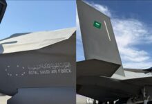 طائرة إف-35 الأمريكية تظهر بهوية سعودية في معرض الدفاع بالرياض