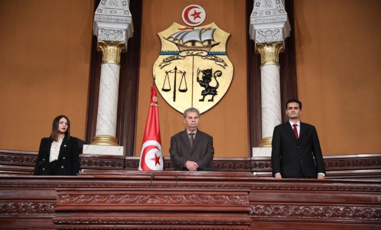 توقيف نائب في البرلمان التونسي وسط غموض حول الأسباب