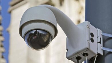 الجزائر تفرض ضوابط صارمة لكاميرات المراقبة في أماكن العمل