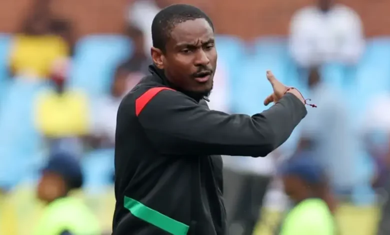 حكم قضائي في الجزائر بحق المدرب رولاني موكوينا بقضية تهريب عملة