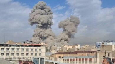 مصدر سعودي: الإمدادات النفطية آمنة ولم تتأثر باستهداف مصفاة رأس تنورة