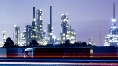 أسعار الغاز الأوروبي تقفز 25% بعد تعطّل الشحن عبر مضيق هرمز