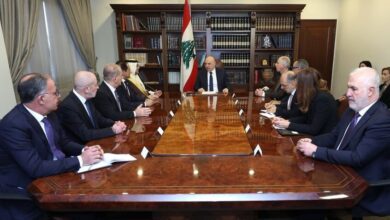 الرئيس اللبناني يؤكد سيادية قرار حصر السلم والحرب بيد الدولة ويدعو لوقف الاعتداءات 2 الرئيس اللبناني يؤكد سيادية قرار حصر السلم والحرب بيد الدولة ويدعو لوقف الاعتداءات