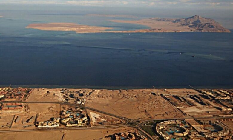 السفارة الأمريكية تدعو مواطنيها لمغادرة إسرائيل عبر طابا وسط تصعيد إقليمي