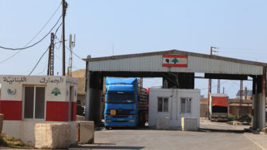 سوريا تنفي دخول عائلات مقاتلي حزب الله ضمن حركة نزوح من لبنان