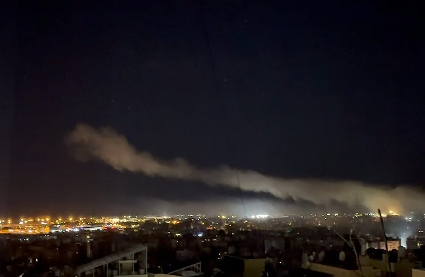 الجيش الإسرائيلي يشن غارات على مواقع حزب الله في ضاحية بيروت الجنوبية