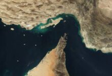 الحرس الثوري الإيراني: حرية العبور من مضيق هرمز للدول التي تطرد السفراء الأمريكيين والإسرائيليين