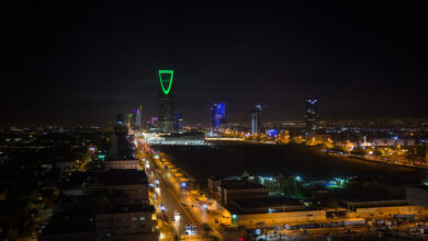 السعودية تعترض صاروخًا باليستيًا ومسيرتين في المنطقة الشرقية