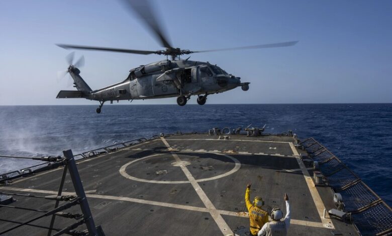 رئيس مجلس الشورى الإيراني يسخر من البحرية الأمريكية