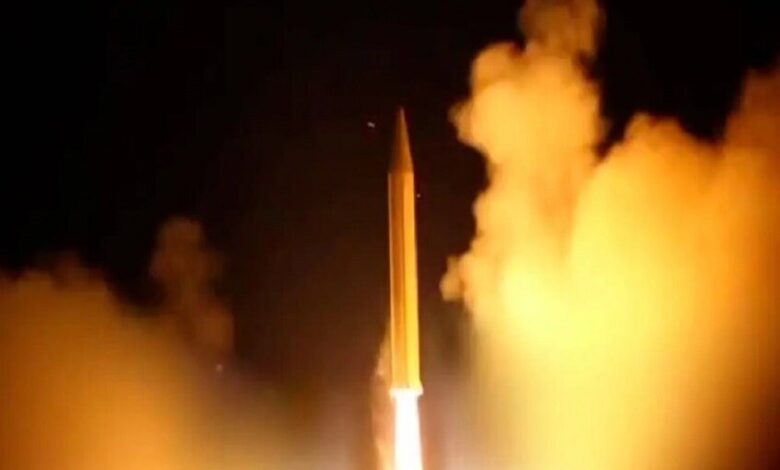 الحرس الثوري يعلن إطلاق الموجة 37 من عملية "الوعد الصادق 4" واستهداف قواعد أمريكية وإسرائيلية