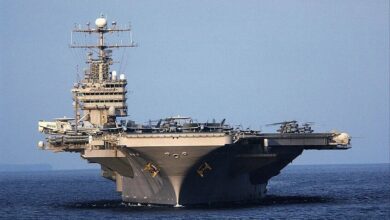 الحرس الثوري الإيراني يعلن تضرر حاملة الطائرات الأمريكية “أبراهام لينكون” بعد استهدافها