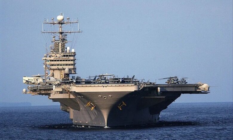 الحرس الثوري الإيراني يعلن تضرر حاملة الطائرات الأمريكية “أبراهام لينكون” بعد استهدافها