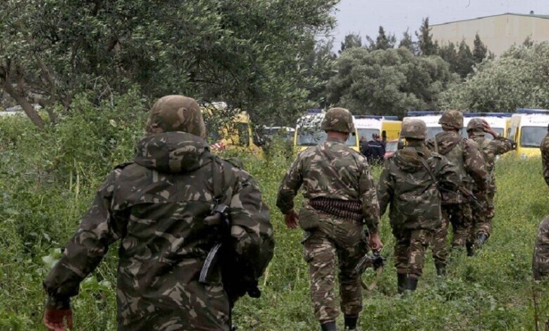 الجيش الجزائري يقضي على 7 مسلحين في عملية بتبسة ومقـ. ـتل 3 عسكريين