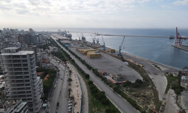 الامارات... انفجار قرب مرسى الشارقة دون أضرار بسفينة تجارية