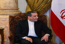 إيران تنتقد سياسة واشنطن النفطية وسط تصاعد التوترات بالشرق الأوسط