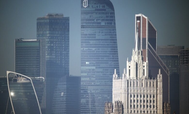 روسيا تحذر من الانخراط في تحالف مضيق هرمز وتعتبره تواطؤاً في العدوان على إيران