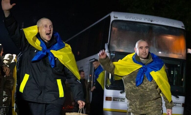 روسيا وأوكرانيا تُنفذان تبادل أسرى بوساطة امراتية