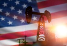 إدارة ترامب تخطط للسيطرة على احتياطيات النفط الإيرانية وسط صعود الأسعار