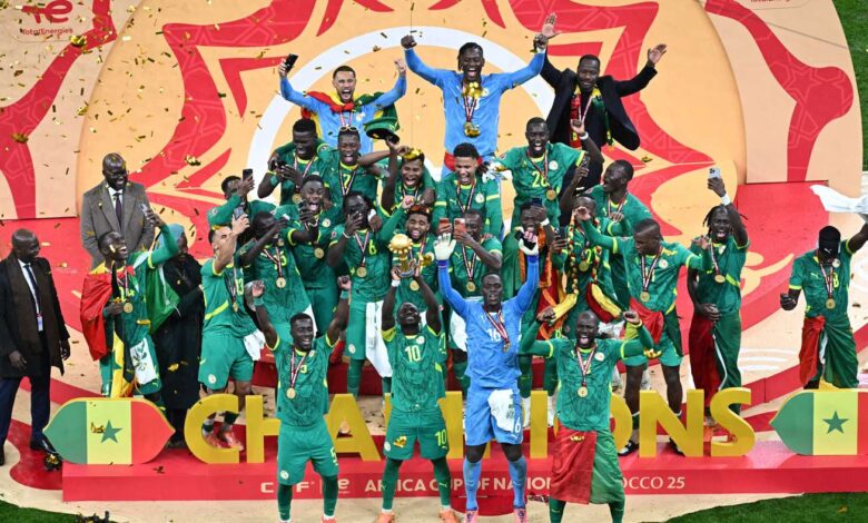 الحكومة السنغالية تصدر بيانا بشأن تجريد الكاف للمنتخب السنغالي من لقبه القاري لصالح المنتخب المغربي