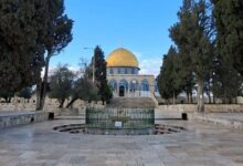 إغلاق المسجدين الأقصى والإبراهيمي لليوم الخامس وسط تصاعد التوتر