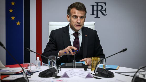 ماكرون يؤكد رفض فرنسا المشاركة في أي عمليات عسكرية بمضيق هرمز