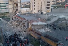 تصعيد متواصل بين إسرائيل و"حزب الله".. غارات على الضاحية والجنوب وتحذيرات باستهداف مواقع في بعلبك