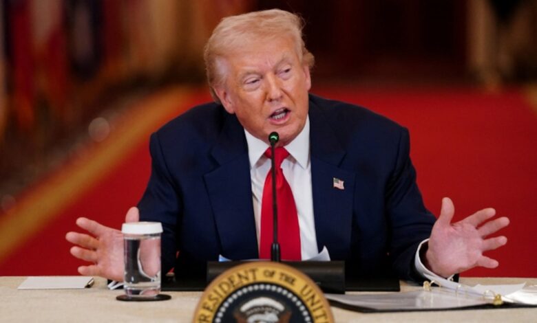 ترامب يعلن تدمير أهداف عسكرية في جزيرة خرج الإيرانية ويحذر طهران