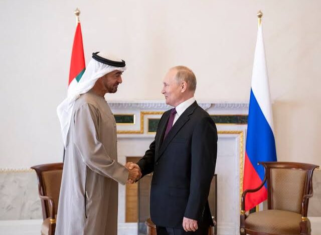 محمد بن زايد وبوتين يبحثان الاعتداءات الإيرانية على الإمارات والدول العربية