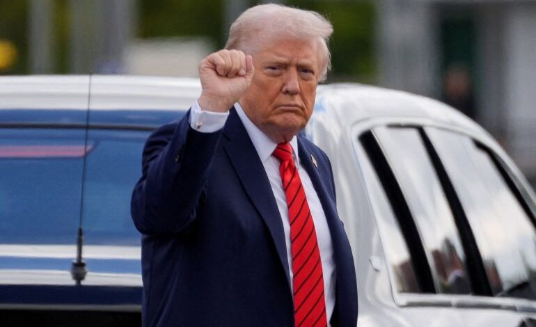 ترامب يدعو لزيادة إنتاج السلاح بعد اجتماع مع شركات دفاع أمريكية وسط تصعيد مع إيران